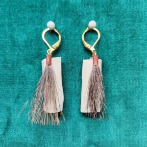 Earing Deer Rib Brown